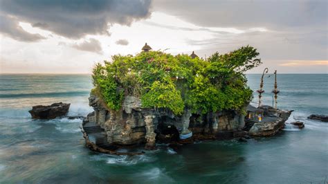 Tanah Lot Temple Bali All Things You Need To Know Before Visiting