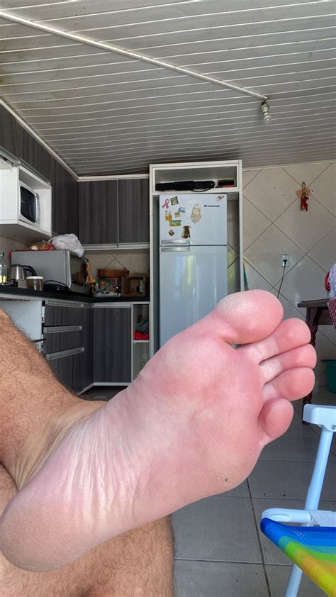 Mforst K On Twitter Rt Pezudo Caio Feet A Sola Est Grossa The Sole Is Thick