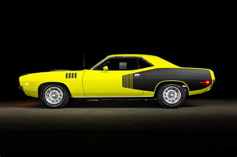 1971 Plymouth Hemi ‘cuda American Muscle Car Restorations Inc