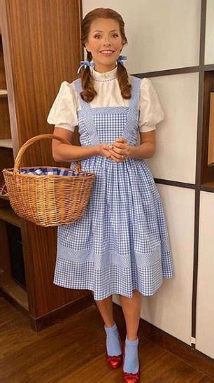 Holly Willoughby Dons Brunette Plaits A Plaid Dress As She Transforms