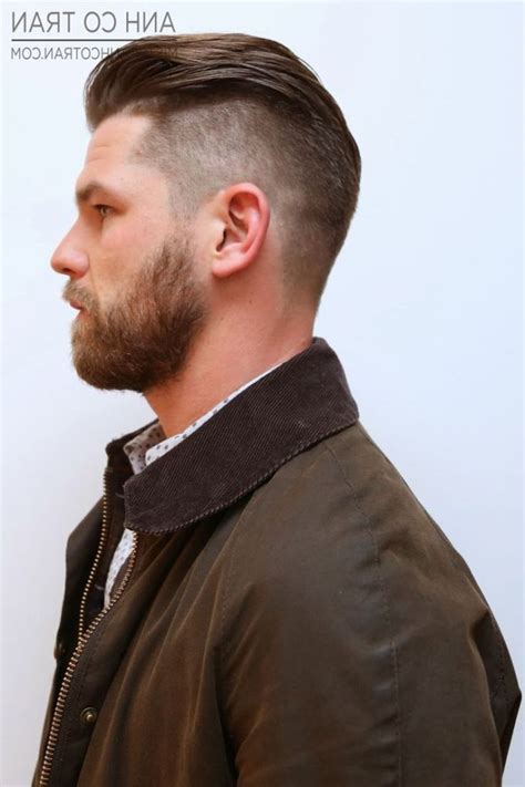 Les hommes sont rarement satisfait du résultat de leur coupe de cheveux lorsqu'ils sortent de chez le coiffeur. coupe de cheveux homme rock - Coupe pour homme
