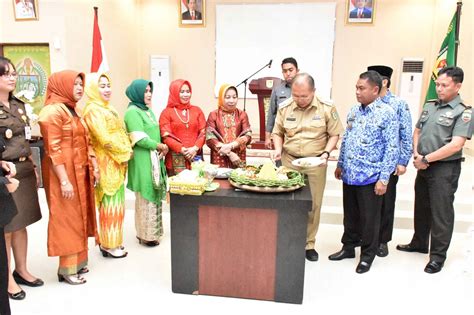 Tidak hanya pada hari ibu saja. Sergai Peringati Hari Ibu ke-89 Tahun 2017 - Media Center