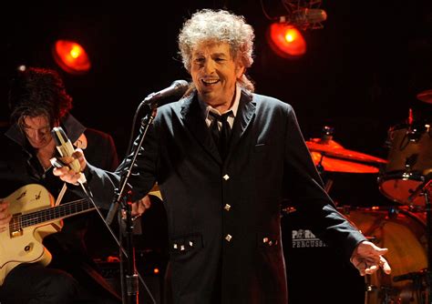 Bob Dylan Har Sålt Alla Sina Låtar För över 25 Miljarder