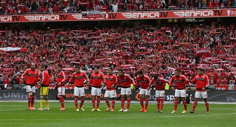 5 benfica 5 valência 5 zenit 4 dínamo kiev 4 villarreal. Benfica está na final da Liga Europa - MoveNotícias