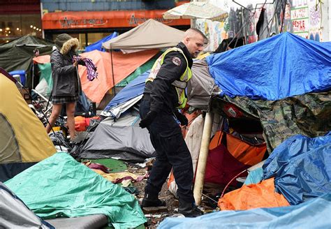 City Moves To Shut Down Downtown Eastside Homeless Camp Photos