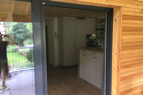 Cosiflor plissee, cosimo plissee, decomatic plissee. Plissee für Schiebetüren | Schreinerei Furger GmbH