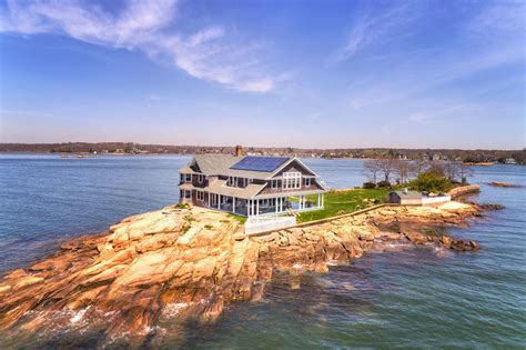 A Private Island 90 Minutes From New York City Lists For 49m