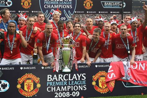 Sky sports football has all the latest news, transfers, fixtures, live scores, results, videos, photos, and stats on manchester united football club. Premier League History - 2008/09 Season Review