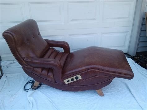 Vintage Mid Century Original Contour Vibrating Lounge Chair1960s