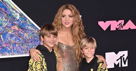 Shakira Twins With Sons Milan Sasha Before Vma Performance
