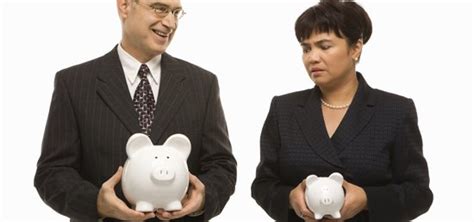 reports gender pay gap persists