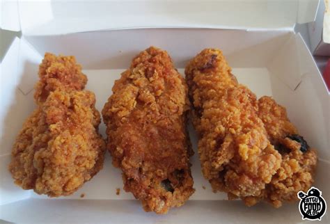 FATGUYFOODBLOG Mcdonalds Mighty Wings Burger King s Buffalo Chicken