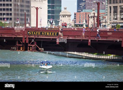 State Street Bridge Chicago Illinois Stock Photo Alamy