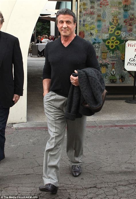 Dari situs layarkaca21, indoxxi, pahe, indoxx1, dunia21, duniafilm21, kawanfilm21. Sylvester Stallone may have revealed Rocky spin-off Creed ...