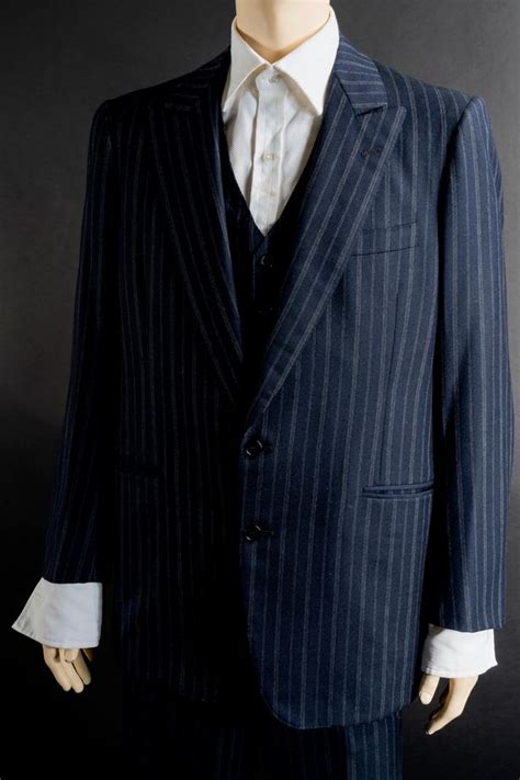 Al Pacinos Iconic Scarface Pinstripe Suit Is Set To Fetch £60k At
