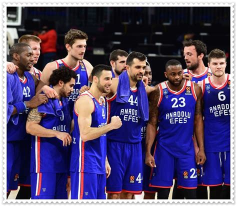 Anadolu efes, beşiktaş sompo japan forması giyen milli basketbolcu sertaç şanlı ile 11 yıllık sözleşme imzaladı. Anadolu Efes Sertaç Şanlı ile Sözleşme Yeniledi