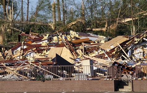 Deadly Tornado Hits Mississippi Mpr News