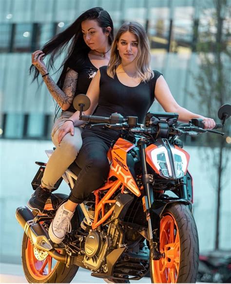 Riding Sexy On Instagram Miisses Black Badgalselz Vespa