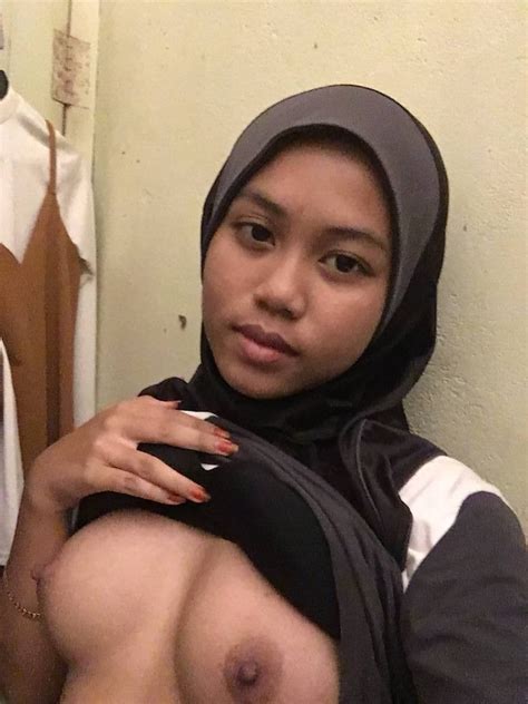 Ain Ayunie 43 Porn Pic From Hijab Teen Nude 1 Sex Image Gallery