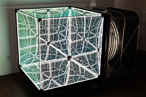 This Light Bending Cube Of One Way Mirrors Will Really Trip You Out