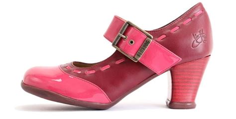· 311 ratings · 59 reviews · 7 distinct works • similar authors. Dr. Bonnie Henry is getting a shoe designed in her honour by John Fluevog himself