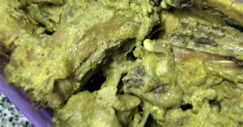 1 ekor ayam,berat sekitar 1,5 kg, potong2 manjadi 10 bagian 8 siung bawang merah 5 siung. Resep Bebek goreng rempah + bumbu kuning oleh rizqadevina ...