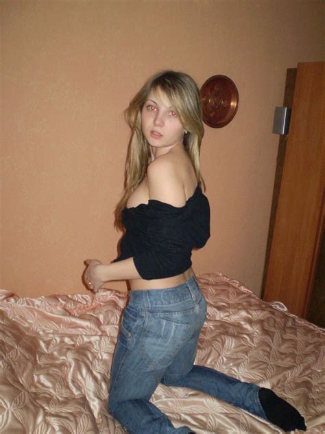Amateur Teen Naked Girlfriend Pictures