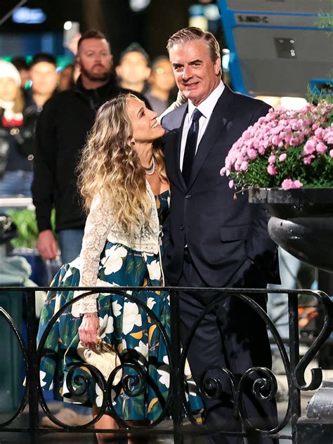 Andy Cohen Defends Sarah Jessica Parker Over Gray Hair