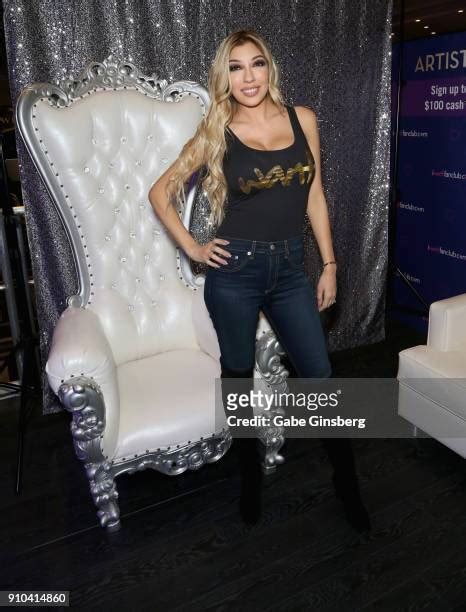 The 2018 Avn Adult Entertainment Expo Photos And Premium High Res Pictures Getty Images