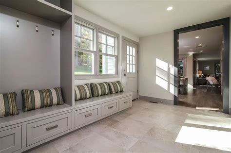 Amazing gallery of interior design and decorating ideas of floor to ceiling built in cabinets in bedrooms, closets, living rooms, dens/libraries/offices, girl's rooms, laundry/mudrooms, kitchens by elite interior designers. 45 Mudroom Ideas (Furniture, Bench & Storage Cabinets ...