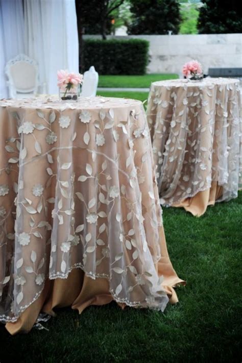 Country Wedding Lovely Overlays Table Linens Weddbook