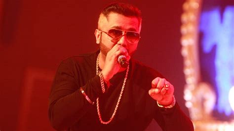 Yo Yo Honey Singh Updates Fans Says Hes Growing Bigger Muscles For His Comeback Video