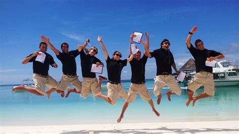 7 New Padi Instructors From Four Seasons Resort Maldives Kuda Huraa