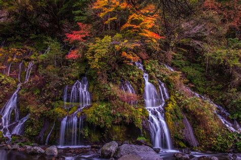Autumn Colors At Doryu Falls 吐竜の滝 On The Kiyosato Plateau In