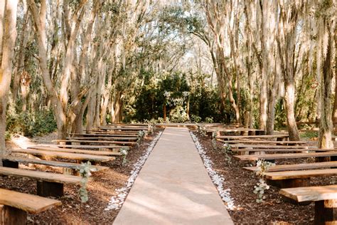 Enchanted Outdoor Greenery Wedding | Florida Rustic Barn Weddings