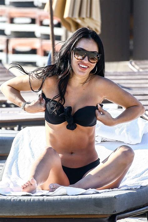 Bre Manziel Tiesi In A Black Bikini At The Beach In Miami Celebmafia