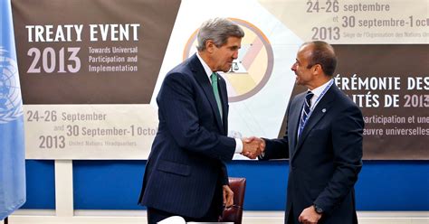 U.S. signs treaty to regulate global arms trading