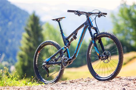 First Look 2016 Lapierre Zesty Xm And Am Mtb Magcom