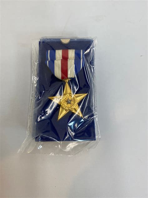 Wwii Ww2 Us Silver Star Military Award Medal In Case Etsy