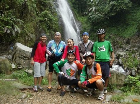 Merupakan salah satu rangkaian curug yang ada di kab. Gowes Santai ke Curug Cigentis, Karawang