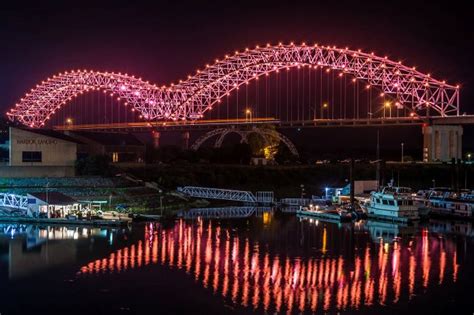 A Nightly Bridge Light Show In Memphis Tennessee