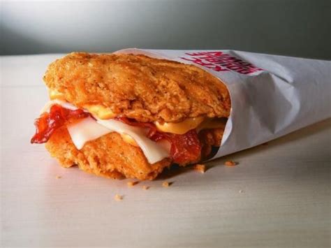 Kfc Double Down Coming Back The Triumphant Return Of The Breadless