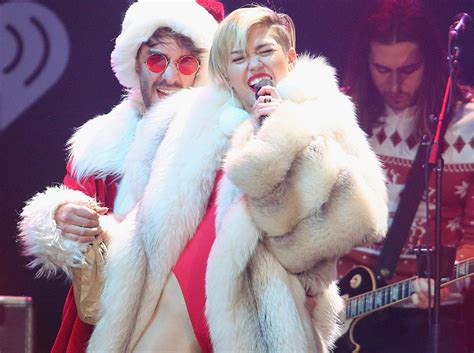 Miley Cyrus Does Another Raunchy Holiday Performance See Pics