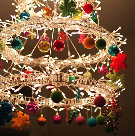 38 Gorgeous Christmas Decorated Chandeliers For Holiday Sparkle