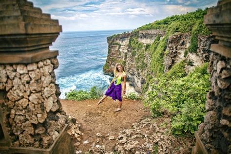 Uluwatu Cliff Temple Pura Luhur Bali Indonesia Wandervibes