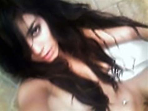 Vanessa Hudgens Exposing Sexy Body And Nice Tits On Leaked Photos Porn