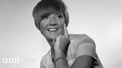 Cilla Black A Look Back At Her Showbusiness Career Bbc News