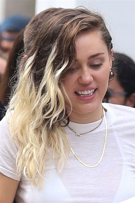 27 Best Photos Miley Cyrus Blonde Hair Miley Cyrus Gets Her New