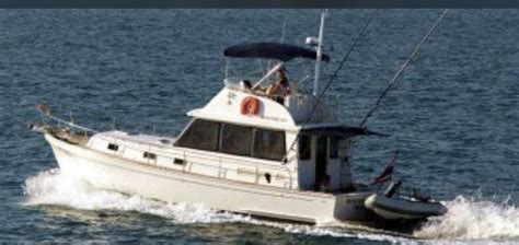 Fishing Yacht Grand Banks 43 Feet 2 Bedrooms 750 Hp Cat Henri Captain