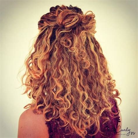 If you have thick wavy hair, you should experiment this style. 60 Most Magnetizing Hairstyles for Thick Wavy Hair